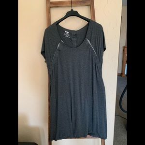 Frida Mom Labor and Nursing Gown